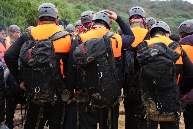 1548399475330623.jpg 1548399475330623.jpg