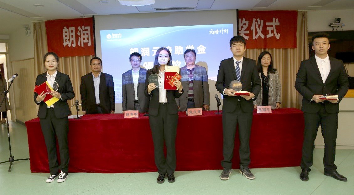 1571726692226029.jpg 32.jpg